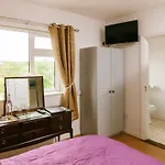 Eagle Heights 4*