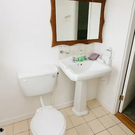 Eagle Heights 에니스크론