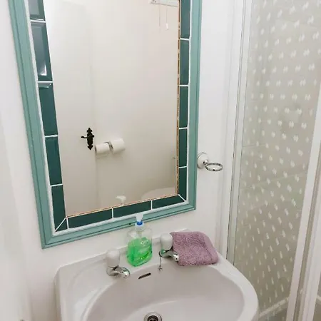 Eagle Heights 에니스크론