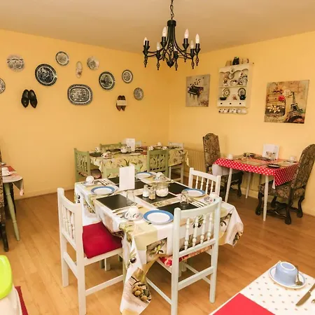 Eagle Heights Bed & Breakfast
