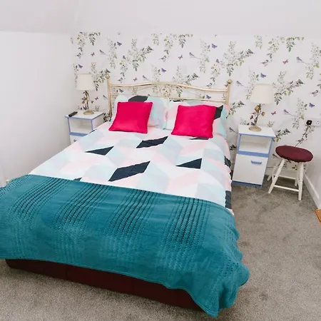 Eagle Heights 4*
