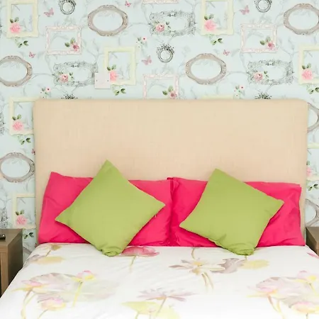 Eagle Heights Bed & Breakfast 4*