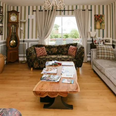 Bed & Breakfast Eagle Heights 4*