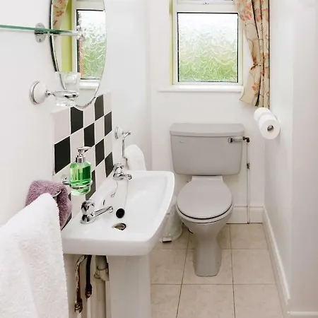 Eagle Heights B&B 4*