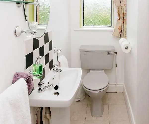 Eagle Heights Panzió 4*